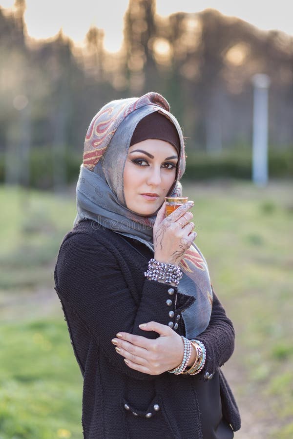 Portrait of an Arabian Woman Stock Image - Image of girl, people: 65129397