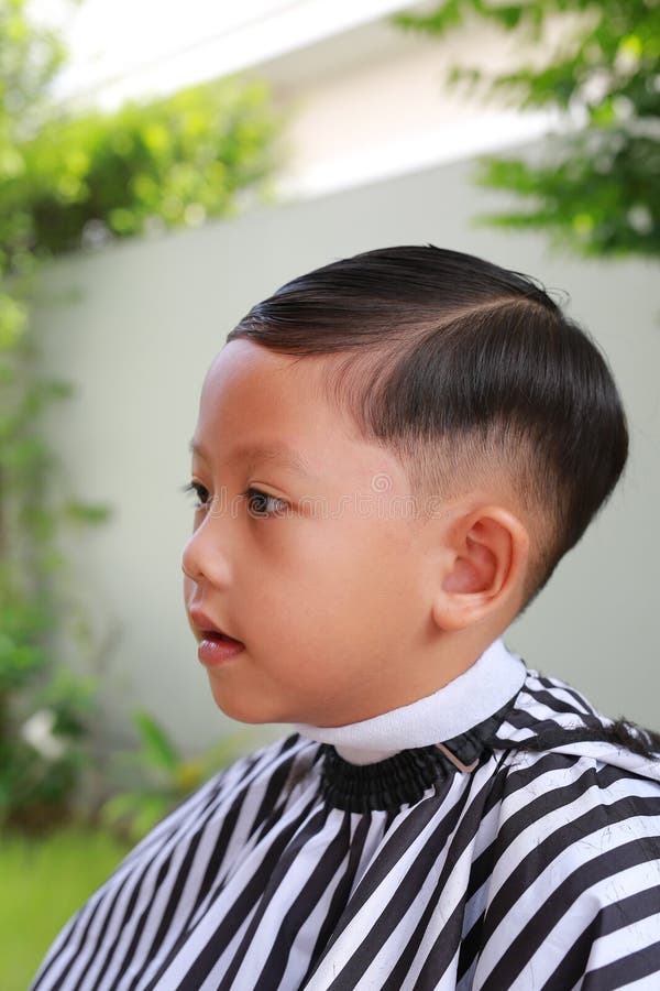 Man sporting spiked hairstyle Stock Photo - Alamy