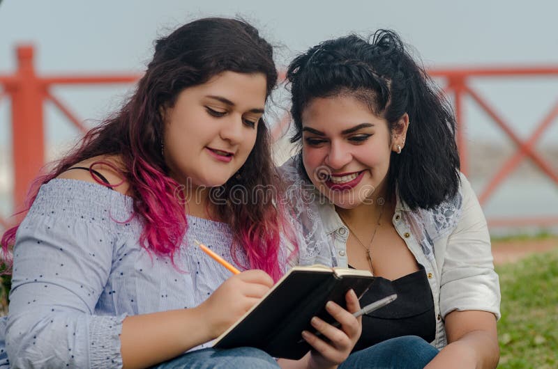 Chubby young lesbians