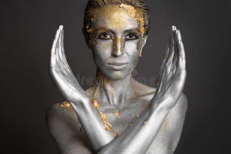 Metallic Body Paint. Gold, Silver and Bronze Paint for Skin