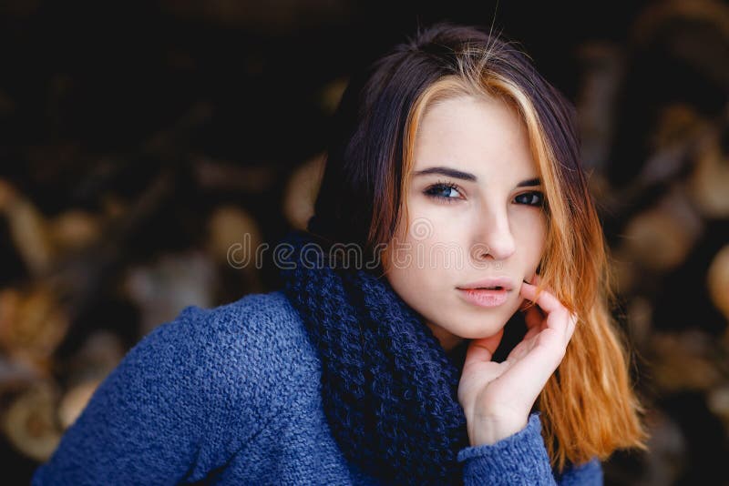 Portrait beautiful girl in the forest.