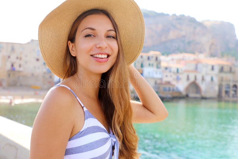 Sicilian girl hi-res stock photography and images - Alamy