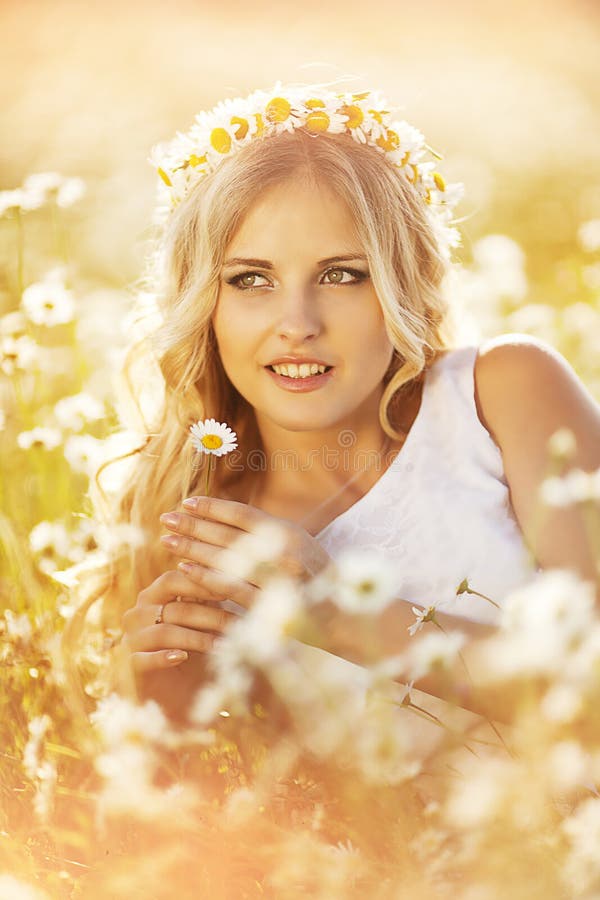 Beautiful Blonde in a Chamomile Field Stock Image - Image of flowers ...