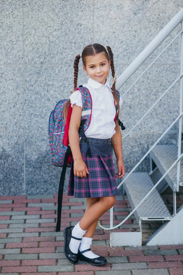 Young-Schoolgirl Pics