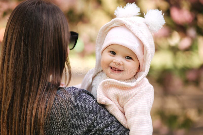 Portrait of Cute Little Baby Girl Outside with Mom. Beautiful Girl Smile.  Five Month Baby Stock Image - Image of happy, daughter: 146919423