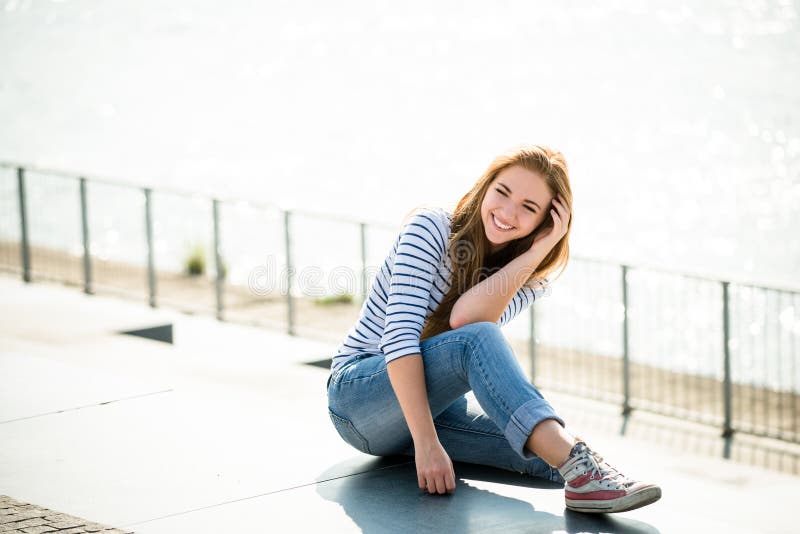 Portrait d'adolescent images stock