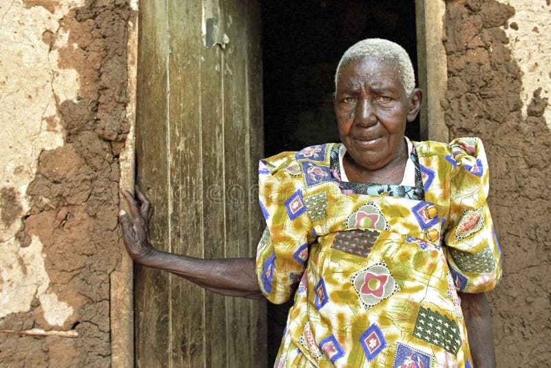 Portrait de femme ougandaise pluse âgé photos libres de droits Portrait de femme ougandaise pluse âgé photos libres de droits