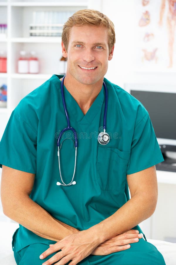 Portrait des Chirurgdoktors lizenzfreie stockfotos Portrait des Chirurgdoktors lizenzfreie stockfotos