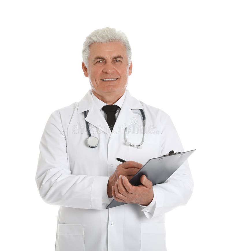 Portrait du docteur masculin avec le presse-papiers sur le blanc Personnel m?dical images libres de droits Portrait du docteur masculin avec le presse-papiers sur le blanc Personnel m?dical images libres de droits
