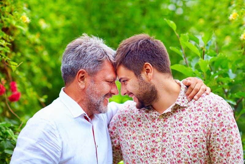 Portrait of happy father and son, that are similar in appearance royalty free stock images Portrait of happy father and son, that are similar in appearance royalty free stock images