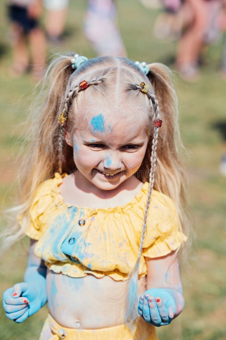 holi play small boys