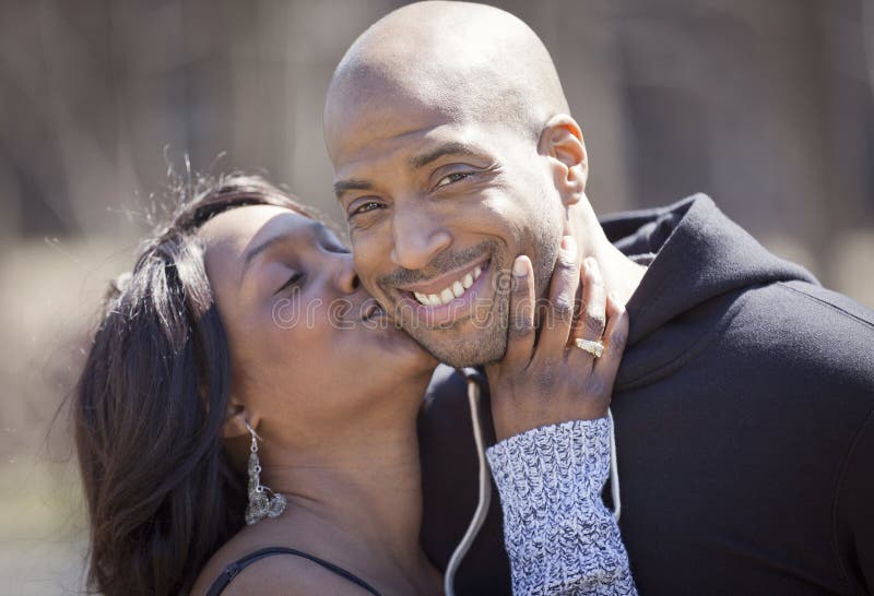 Portrait Of A Mature Black Couple Smiling royalty free stock images Portrait Of A Mature Black Couple Smiling royalty free stock images