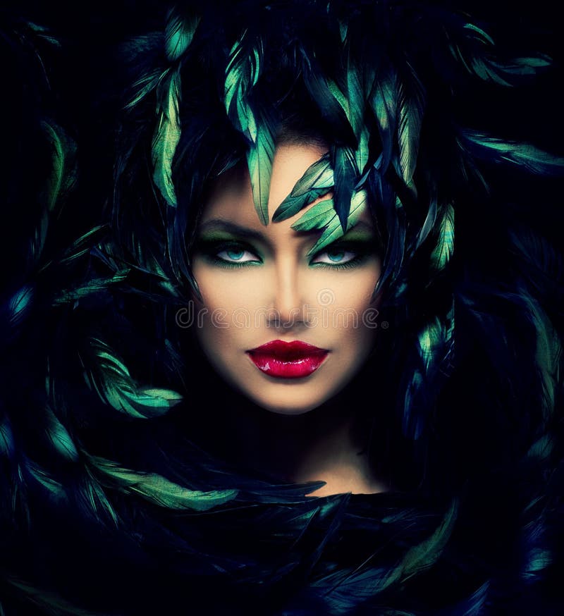 Portrait mystérieux de femme photos libres de droits Portrait mystérieux de femme photos libres de droits