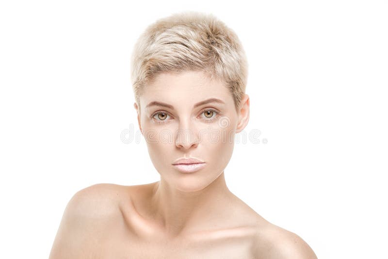 Short Blonde Hair Nude