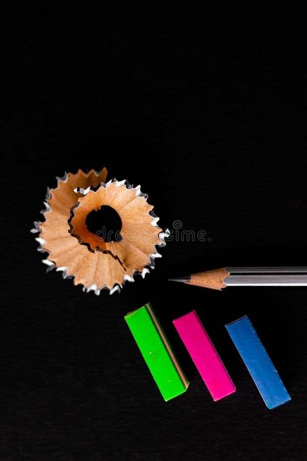 Three Circles Stippling With Eraser Stock Photo - Download Image Now - Art,  Bright, Close To - iStock