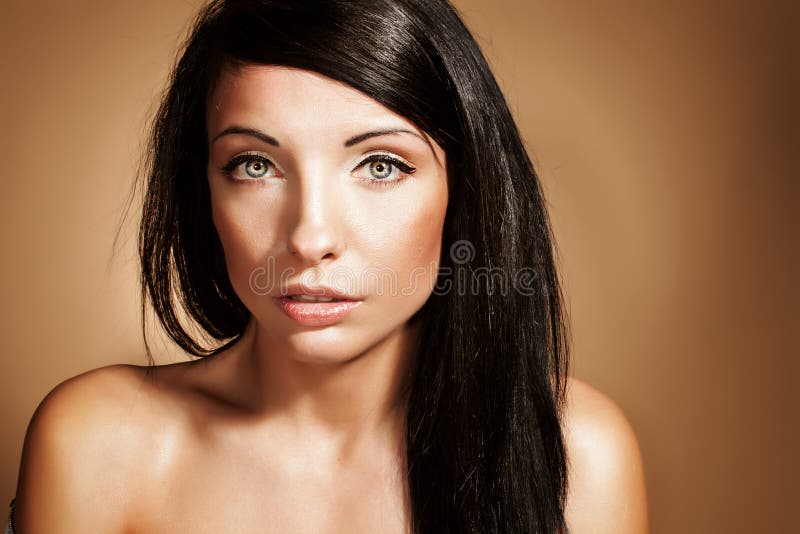 https://thumbs.dreamstime.com/b/portrait-sensual-woman-beauty-brunette-perfect-makeup-girl-looking-camera-47283763.jpg