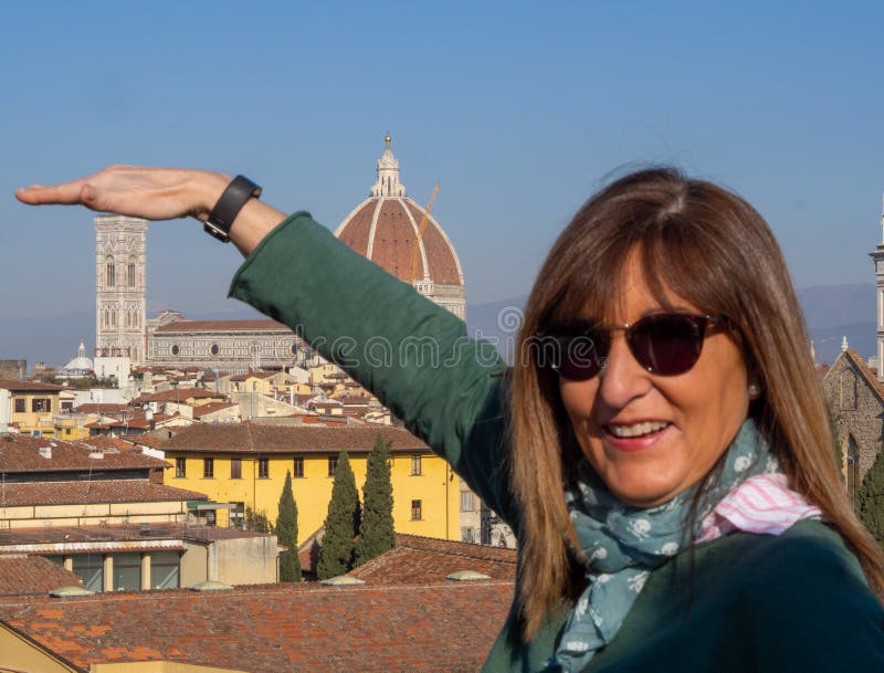 Portraits of my wife in front of Santa Maria del Fiore