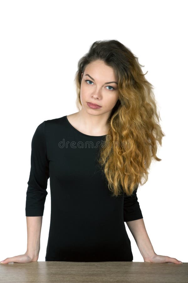 Portret dziewczyna z bie??cym w?osy odizolowywaj?cym zdjęcie royalty free Portret dziewczyna z bie??cym w?osy odizolowywaj?cym zdjęcie royalty free