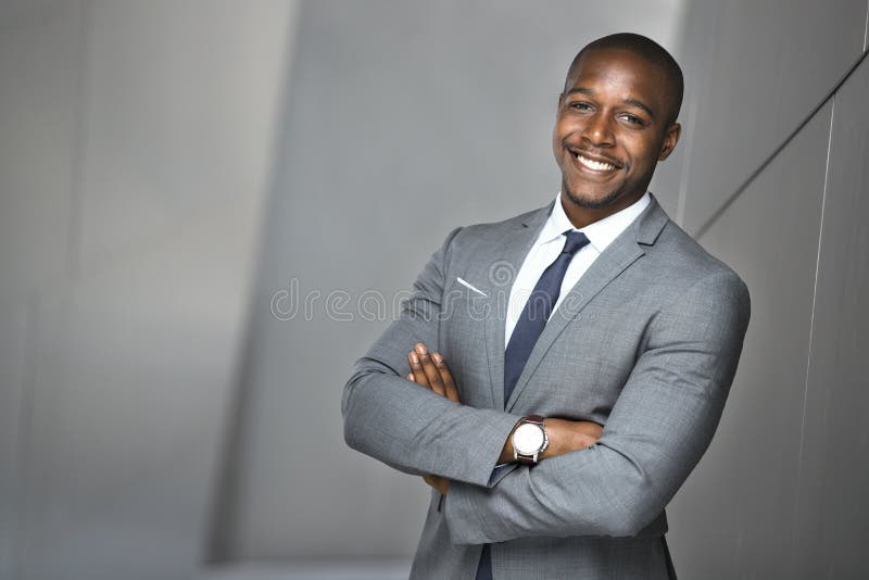Portret fericit și zâmbitor al unui om de afaceri executiv american cu încredere de succes stock images