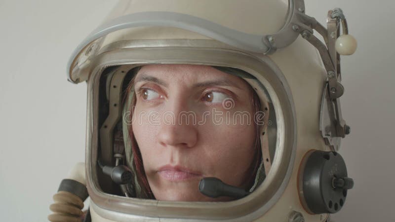 Portret kobiety-astronauty