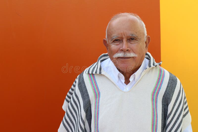 Portret mężczyzny ze starszego pokolenia Ameryki Południowej obrazy stock Portret mężczyzny ze starszego pokolenia Ameryki Południowej obrazy stock