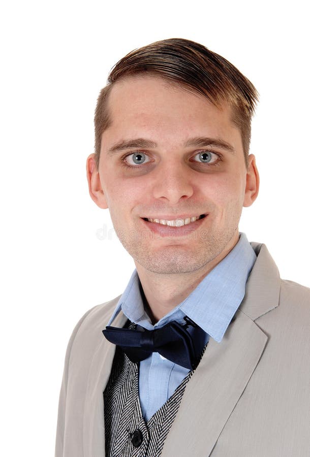Portret op jong bedrijfsmensenverstand bowtie royalty-vrije stock foto Portret op jong bedrijfsmensenverstand bowtie royalty-vrije stock foto