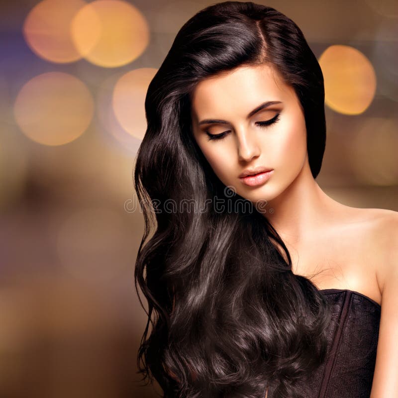 Portret piękna indyjska kobieta z długimi hairs zdjęcia royalty free Portret piękna indyjska kobieta z długimi hairs zdjęcia royalty free