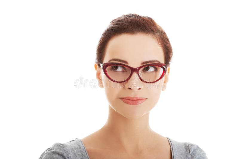 Portret piękna kobieta w czerwonych eyeglasses. obrazy stock Portret piękna kobieta w czerwonych eyeglasses. obrazy stock