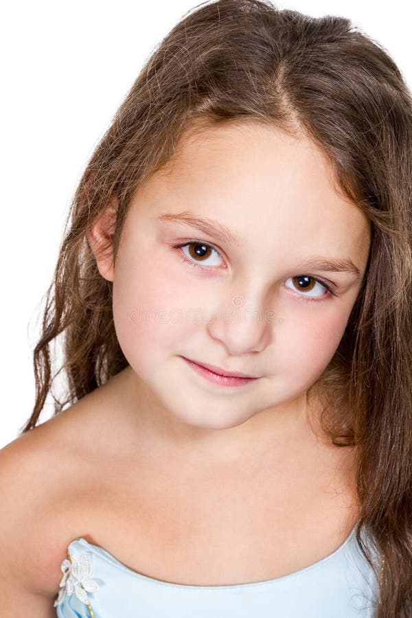Portret uśmiechnięty małej dziewczynki zbliżenie obrazy royalty free Portret uśmiechnięty małej dziewczynki zbliżenie obrazy royalty free