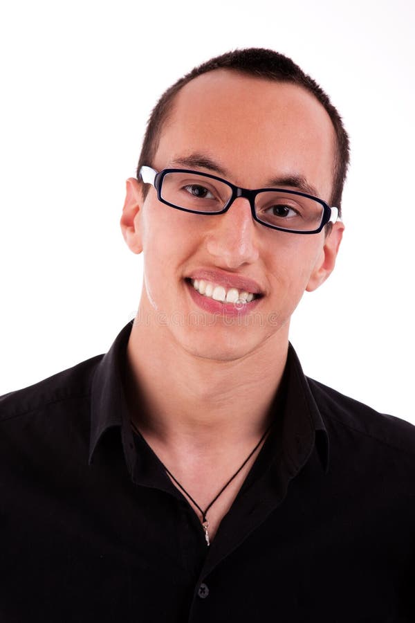 Portret van een jonge mens die met glasse glimlacht stock afbeeldingen Portret van een jonge mens die met glasse glimlacht stock afbeeldingen