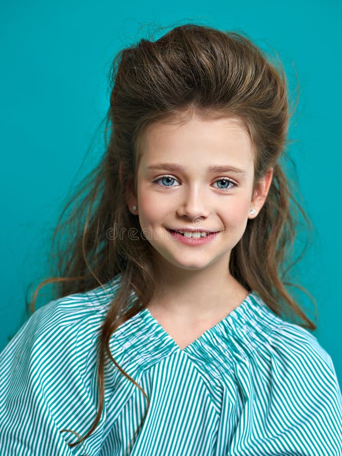 Portret van het mooie kind royalty-vrije stock afbeeldingen