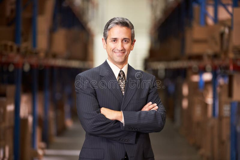 Portret van Manager In Warehouse
