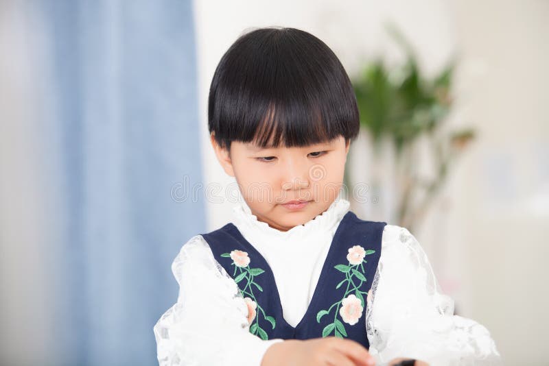 Porträt des kleinen chinesischen Mädchens. lizenzfreie stockfotos