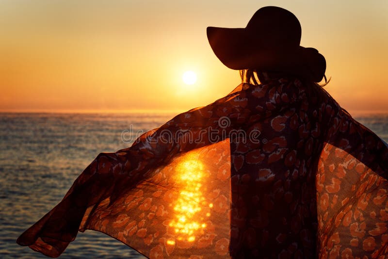 Porträt einer glücklichen Frau stockfotografie Porträt einer glücklichen Frau stockfotografie