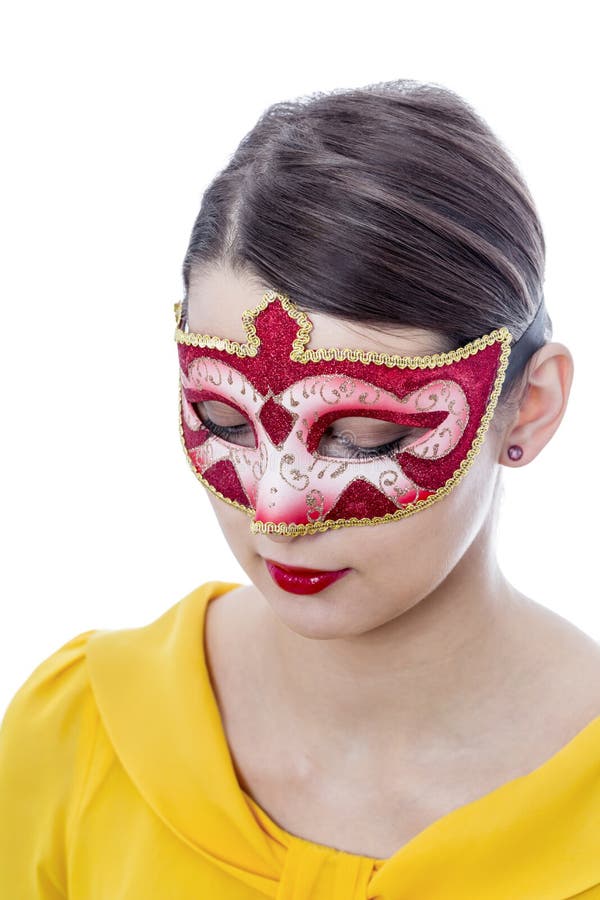 Porträt einer jungen Frau mit einer Maske stockbild Porträt einer jungen Frau mit einer Maske stockbild