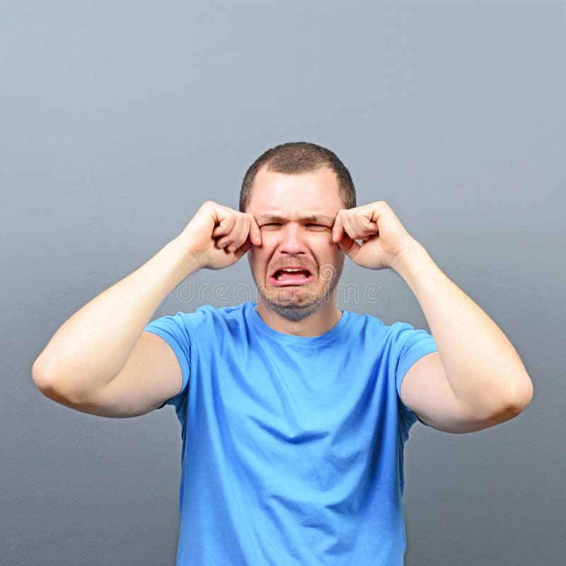 Porträt eines Mannschreiens stockfoto Porträt eines Mannschreiens stockfoto