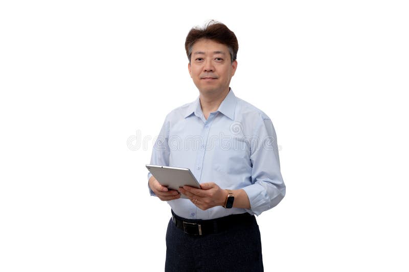 Porträt eines mittelaltrigen asiatischen Geschäftsmanns in seinen 50ern mit einem blauen Hemd stockfoto