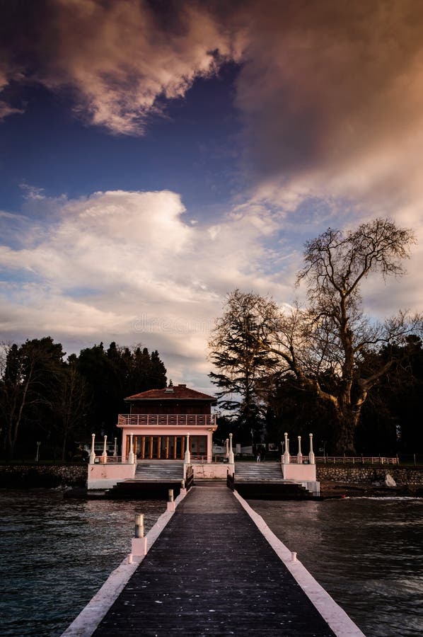 Poruszający kiosk Ataturk fotografia stock Poruszający kiosk Ataturk fotografia stock
