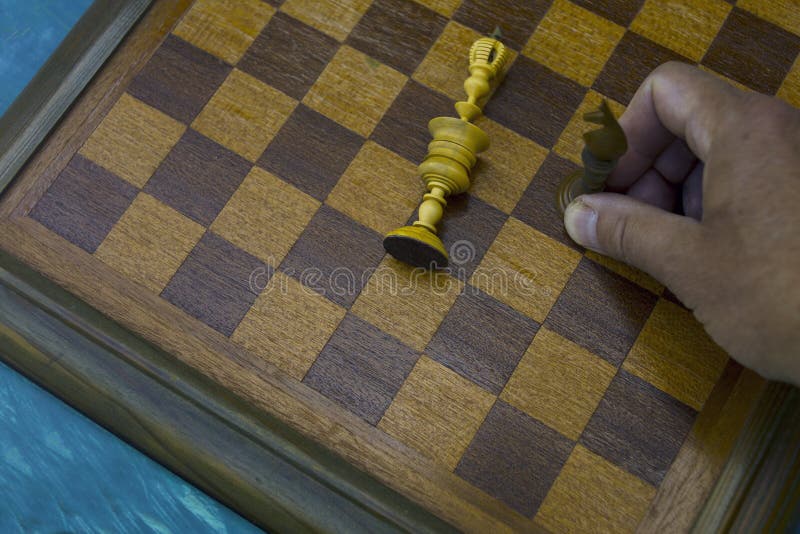 Posição De Xadrez Em Um Tabuleiro De Xadrez Foto de Stock - Imagem