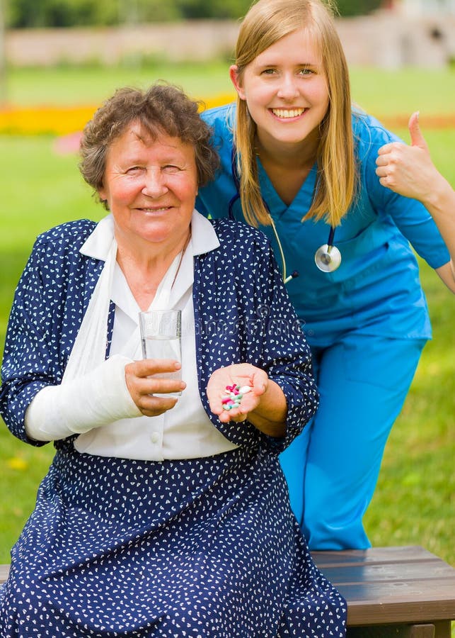 Thumbs up from doctor for d vitamin and alternative medicine effective for injured elderly woman. Thumbs up from doctor for d vitamin and alternative medicine effective for injured elderly woman.