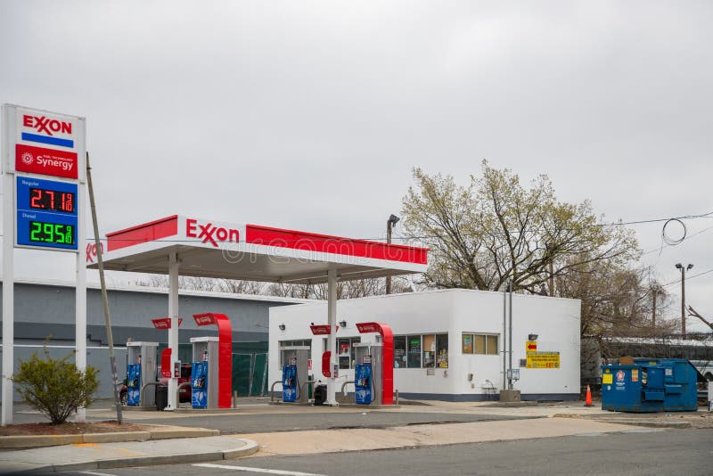 Posto De Gasolina Em Washington, C.C. De Exxon, EUA Imagem Editorial