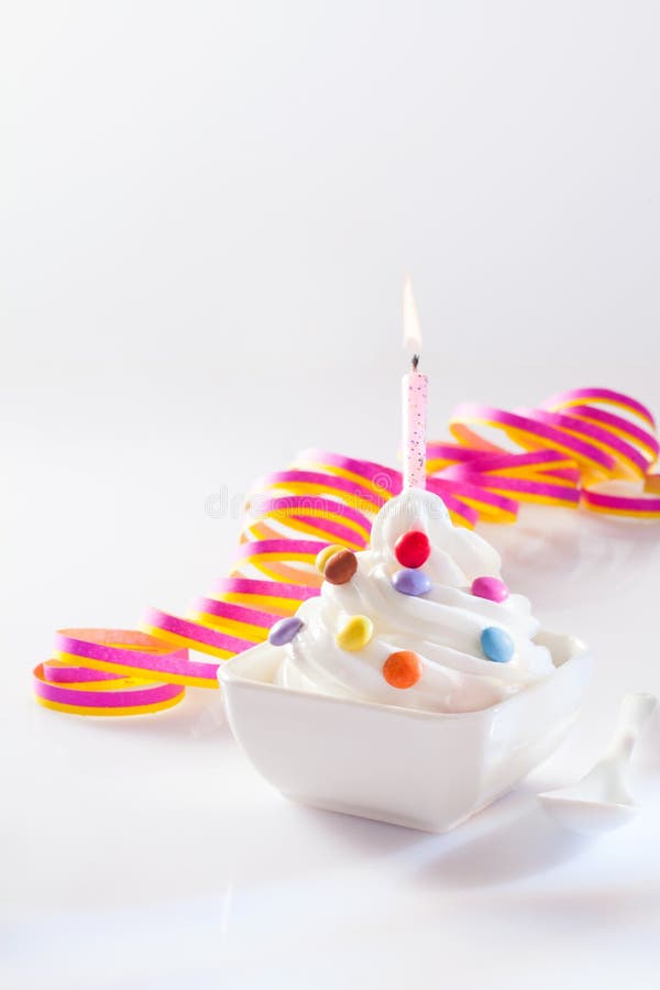 Postre de helado para fiestas imagen de archivo libre de regalías