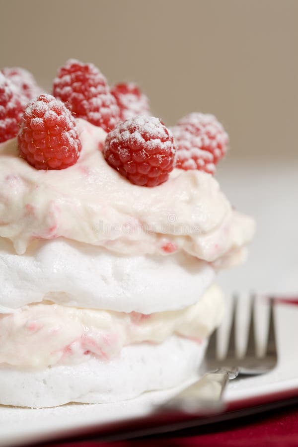 Postre delicioso del merengue foto de archivo libre de regalías Postre delicioso del merengue foto de archivo libre de regalías