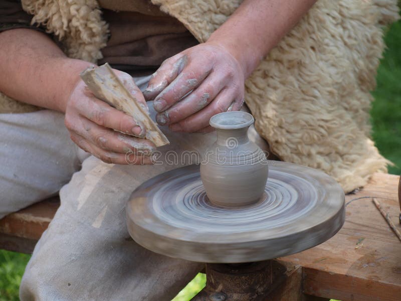 Traditional pot-making as reconstructed during the historic reenactment event.