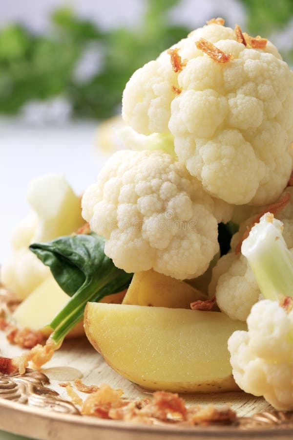 Potatoes and cauliflower