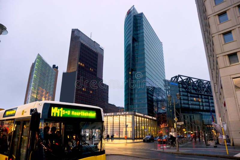 Plaza de Potsdamer Platz, Berlín, Alemania imagenes de archivo
