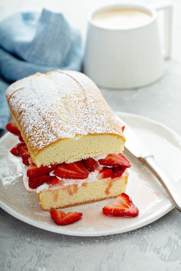 Pound Cake with Strawberries and Cream Stock Photo Image of dessert, icing 154234650