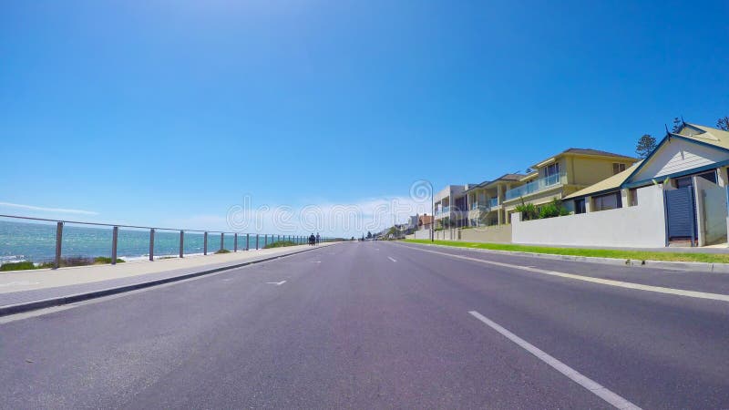 POV οχημάτων οδήγηση κατά μήκος Esplanade, παραλία Henley, Νότια Αυστραλία στοκ εικόνα POV οχημάτων οδήγηση κατά μήκος Esplanade, παραλία Henley, Νότια Αυστραλία στοκ εικόνα