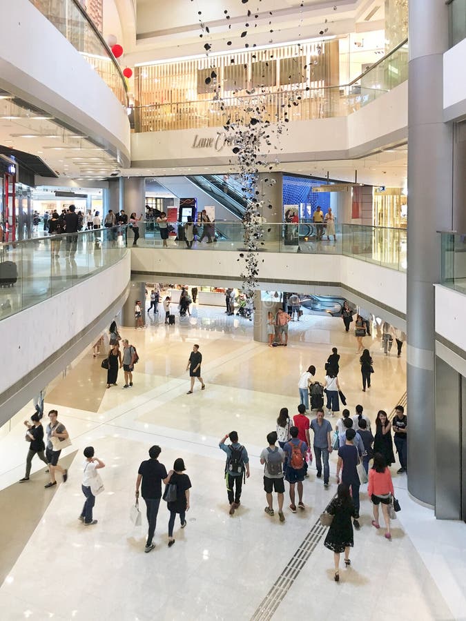 Povos Na Alameda De IFC, Hong Kong Imagem de Stock Editorial  Imagem