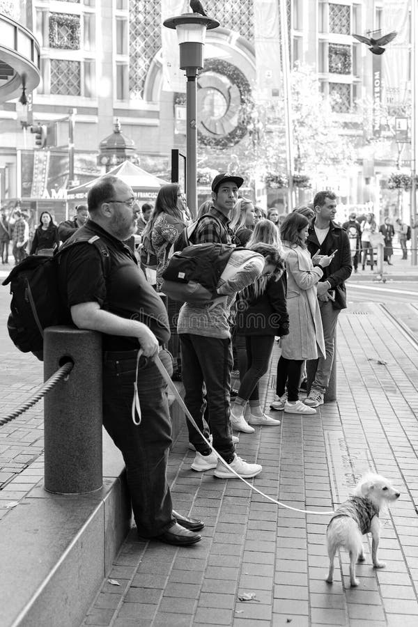 Powell street, San Francisco, United states - Tourists are waiting for Cable Car Tram Powell-Hyde, royalty free stock photo Powell street, San Francisco, United states - Tourists are waiting for Cable Car Tram Powell-Hyde, royalty free stock photo